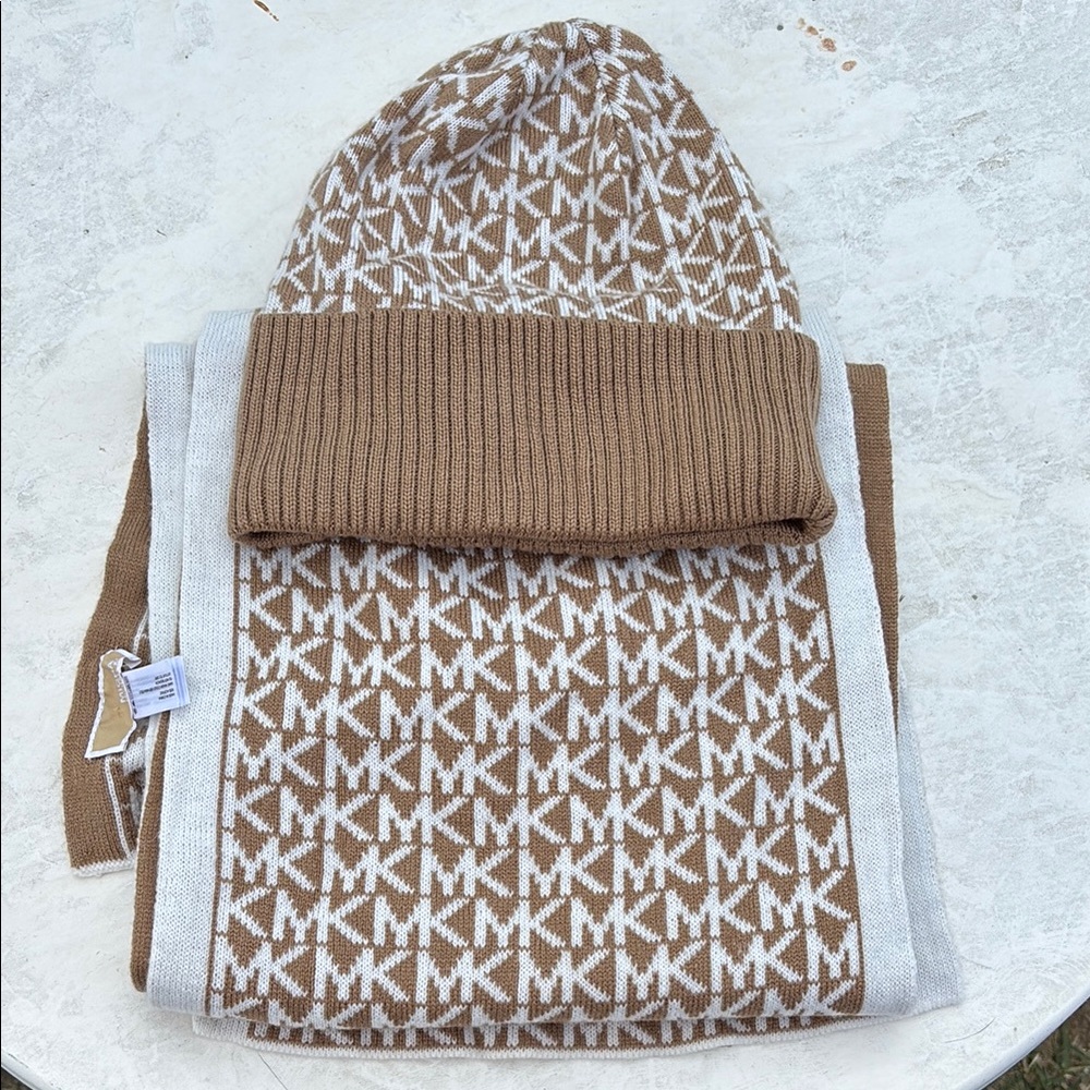Michael Kors Brown and White Knit Beanie and Scarf Set